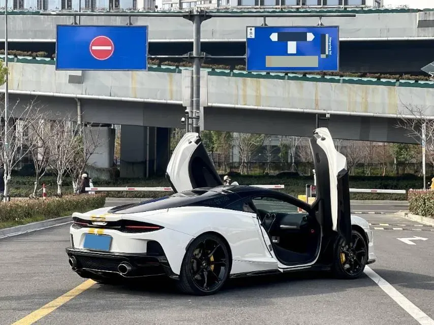 2019 Lorinser MAYBACH S Class 3.0T 367HP V6 9AT,autocango,china used car exporter,china ev exporter,chinese used car exporter,chinese used ev exporter