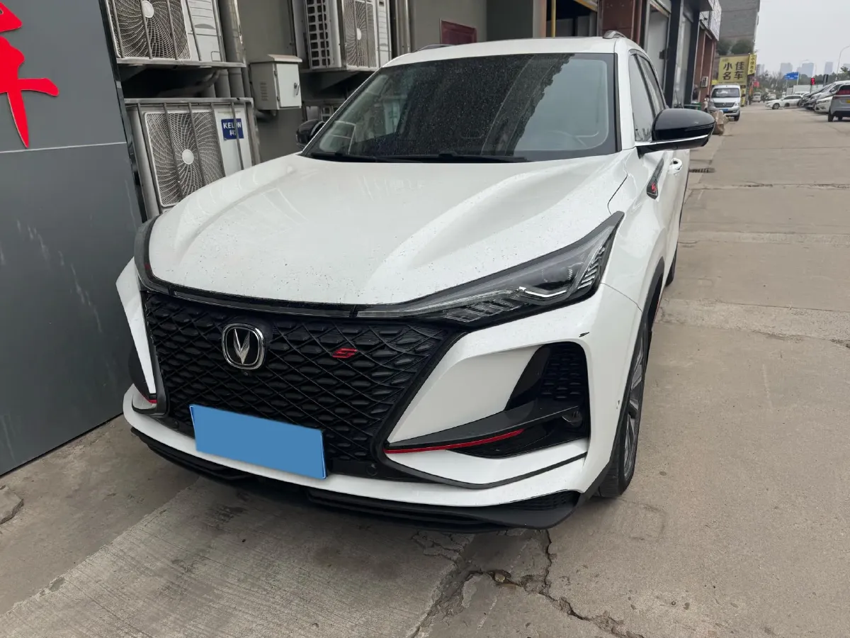 2020 ChangAn CS75 Plus 2.0T 233HP L4 8AT,autocango,china used car exporter,china ev exporter,chinese used car exporter,chinese used ev exporter