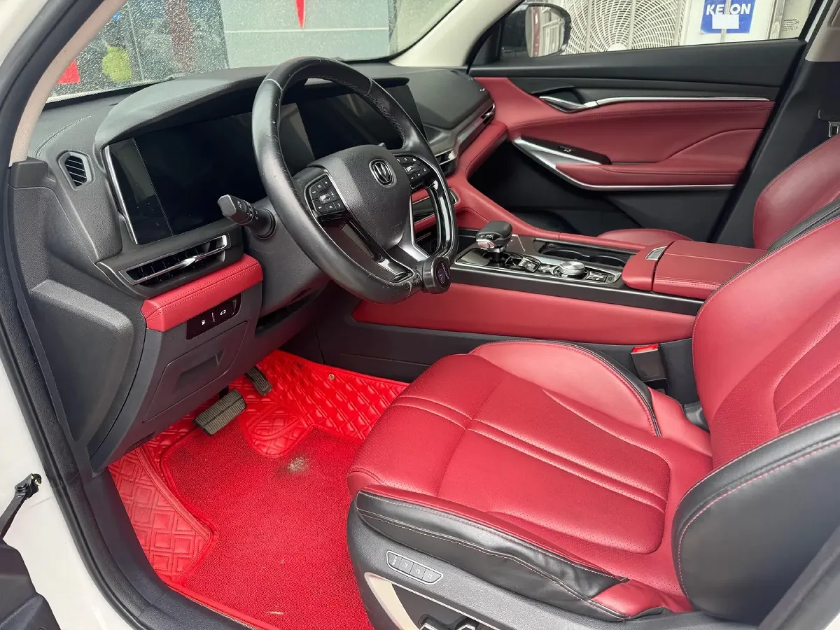 2020 ChangAn CS75 Plus 2.0T 233HP L4 8AT,autocango,china used car exporter,china ev exporter,chinese used car exporter,chinese used ev exporter