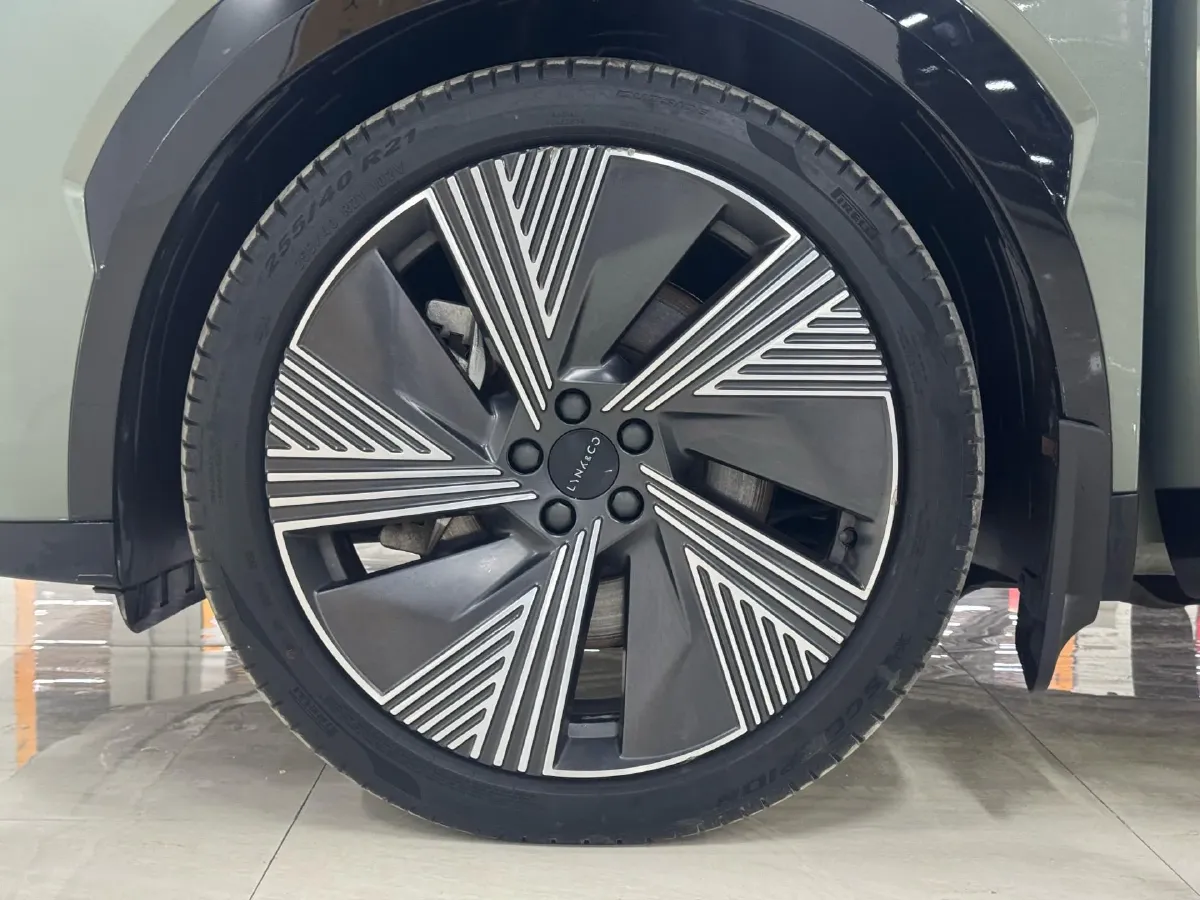 2023 LYNK&CO 08 EM-P 1.5T 163HP L4 3DHT PHEV 39.6KWH,autocango,china used car exporter,china ev exporter,chinese used car exporter,chinese used ev exporter