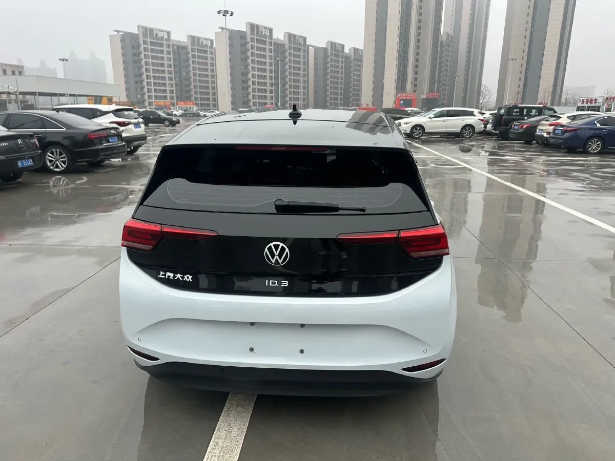 2023 Volkswagen ID.3 BEV 52.8KWH,autocango,china used car exporter,china ev exporter,chinese used car exporter,chinese used ev exporter