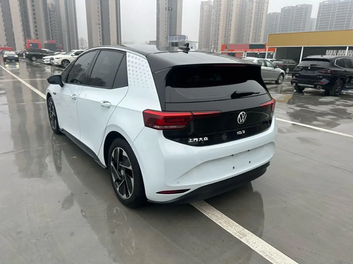 2023 Volkswagen ID.3 BEV 52.8KWH,autocango,china used car exporter,china ev exporter,chinese used car exporter,chinese used ev exporter