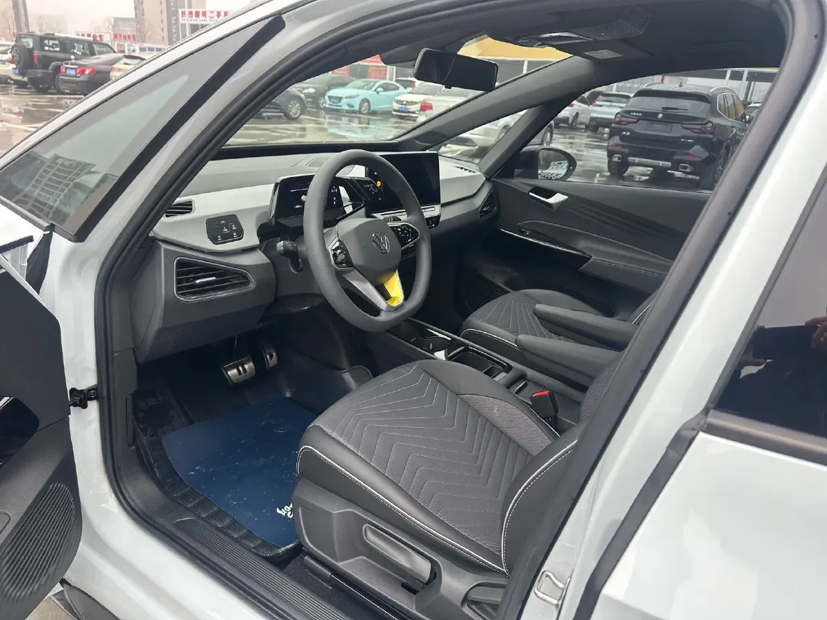 2023 Volkswagen ID.3 BEV 52.8KWH,autocango,china used car exporter,china ev exporter,chinese used car exporter,chinese used ev exporter