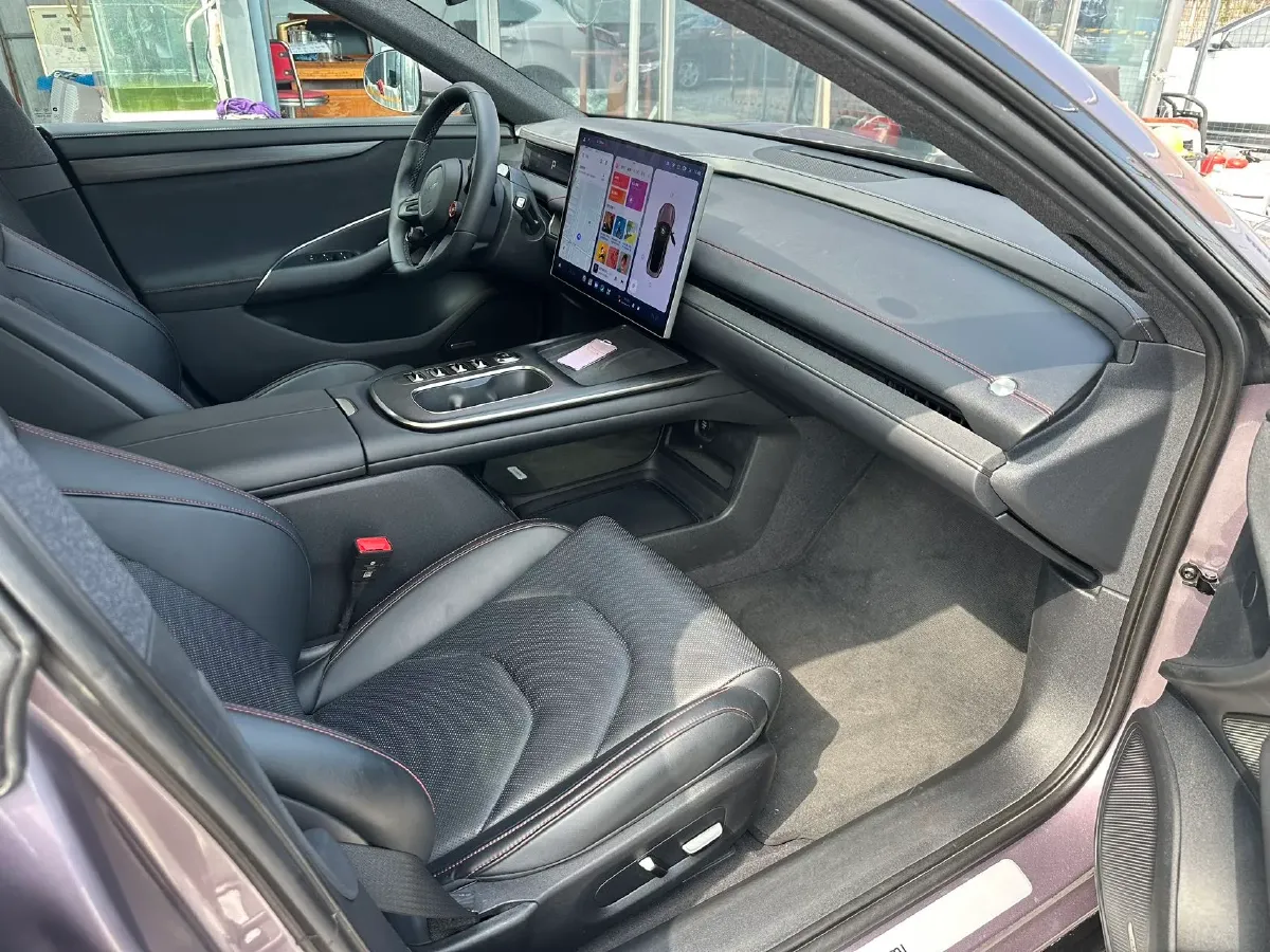 2024 MI SU7 BEV 94.3KWH,autocango,china used car exporter,china ev exporter,chinese used car exporter,chinese used ev exporter