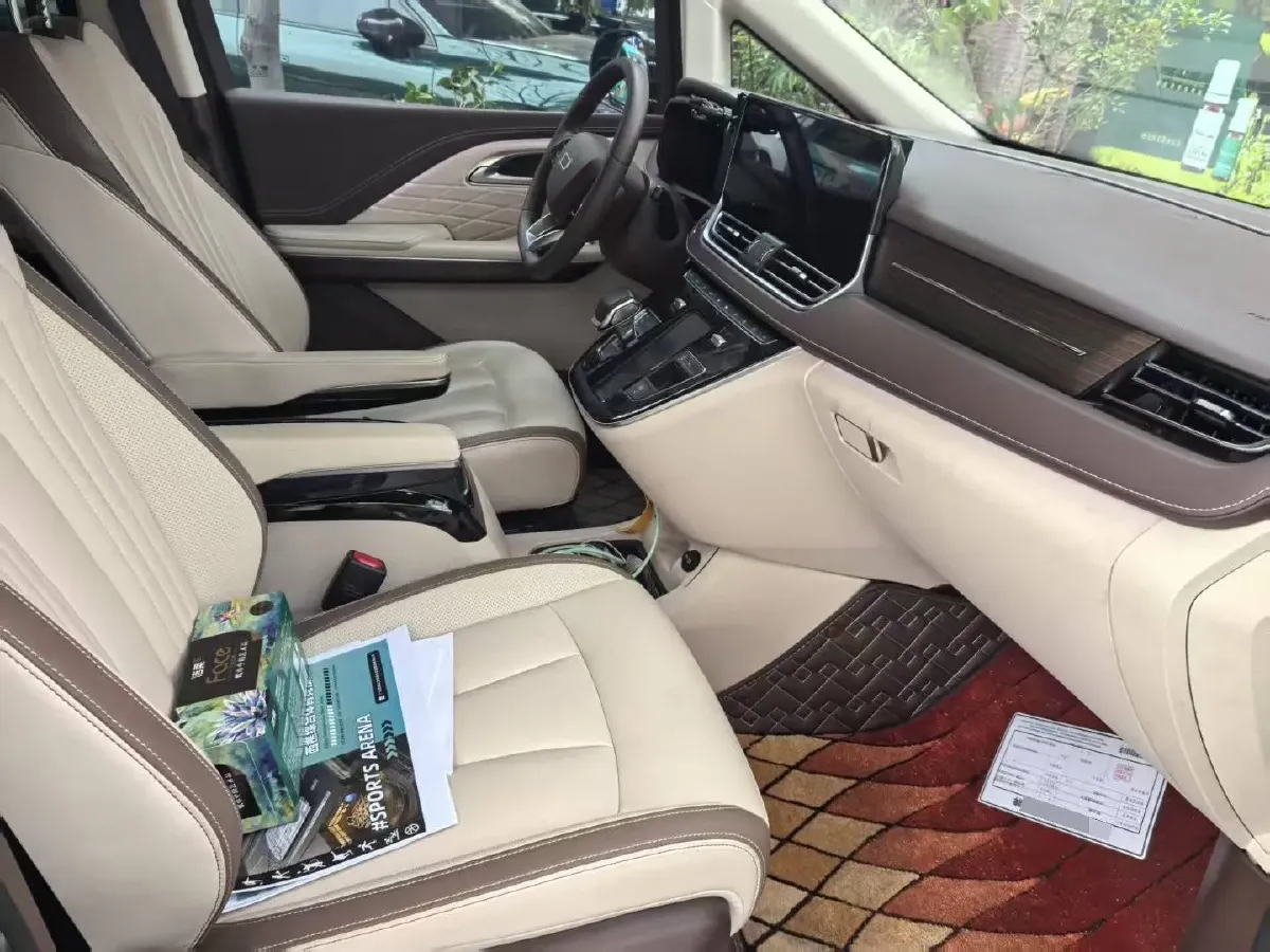 2023 Bestune M9 2.0T 252HP L4 8AT,autocango,china used car exporter,china ev exporter,chinese used car exporter,chinese used ev exporter