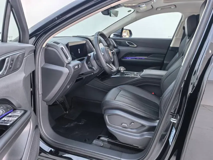 2024 HongQi HS3 1.5T 169HP L4 1DHT PHEV 18.4KWH,autocango,china used car exporter,china ev exporter,chinese used car exporter,chinese used ev exporter