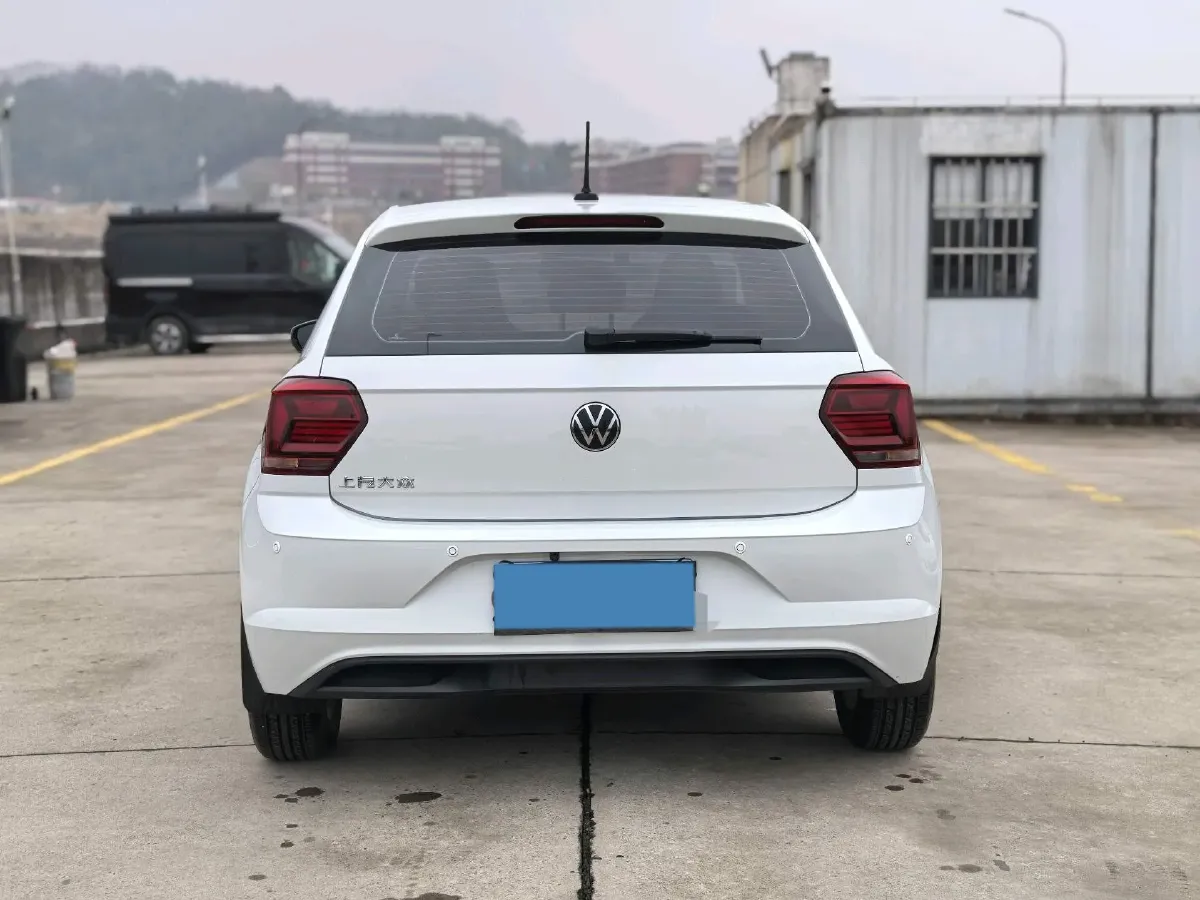 2023 Volkswagen Polo 1.5L 110HP L4 6AT,autocango,china used car exporter,china ev exporter,chinese used car exporter,chinese used ev exporter