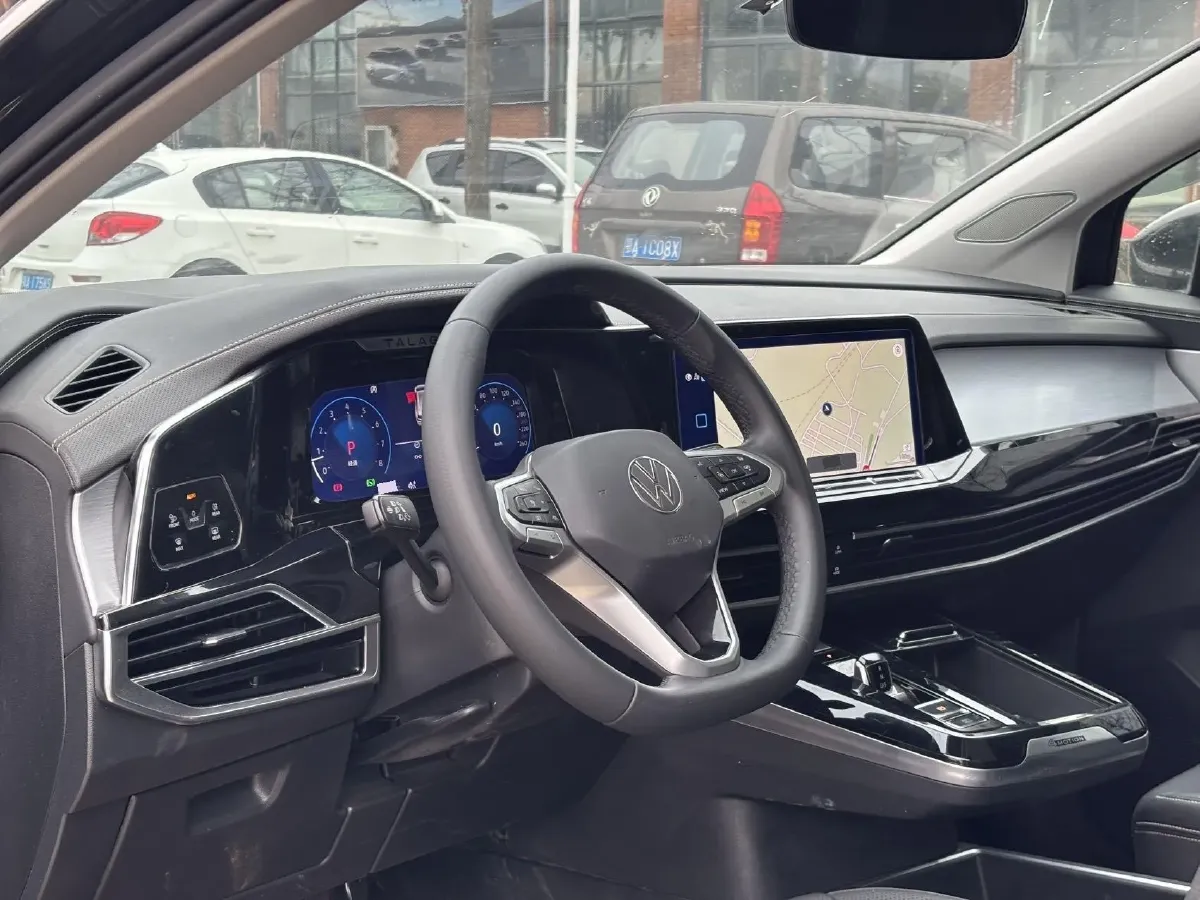 2023 Volkswagen Talagon 2.0T 220HP L4 7DCT,autocango,china used car exporter,china ev exporter,chinese used car exporter,chinese used ev exporter