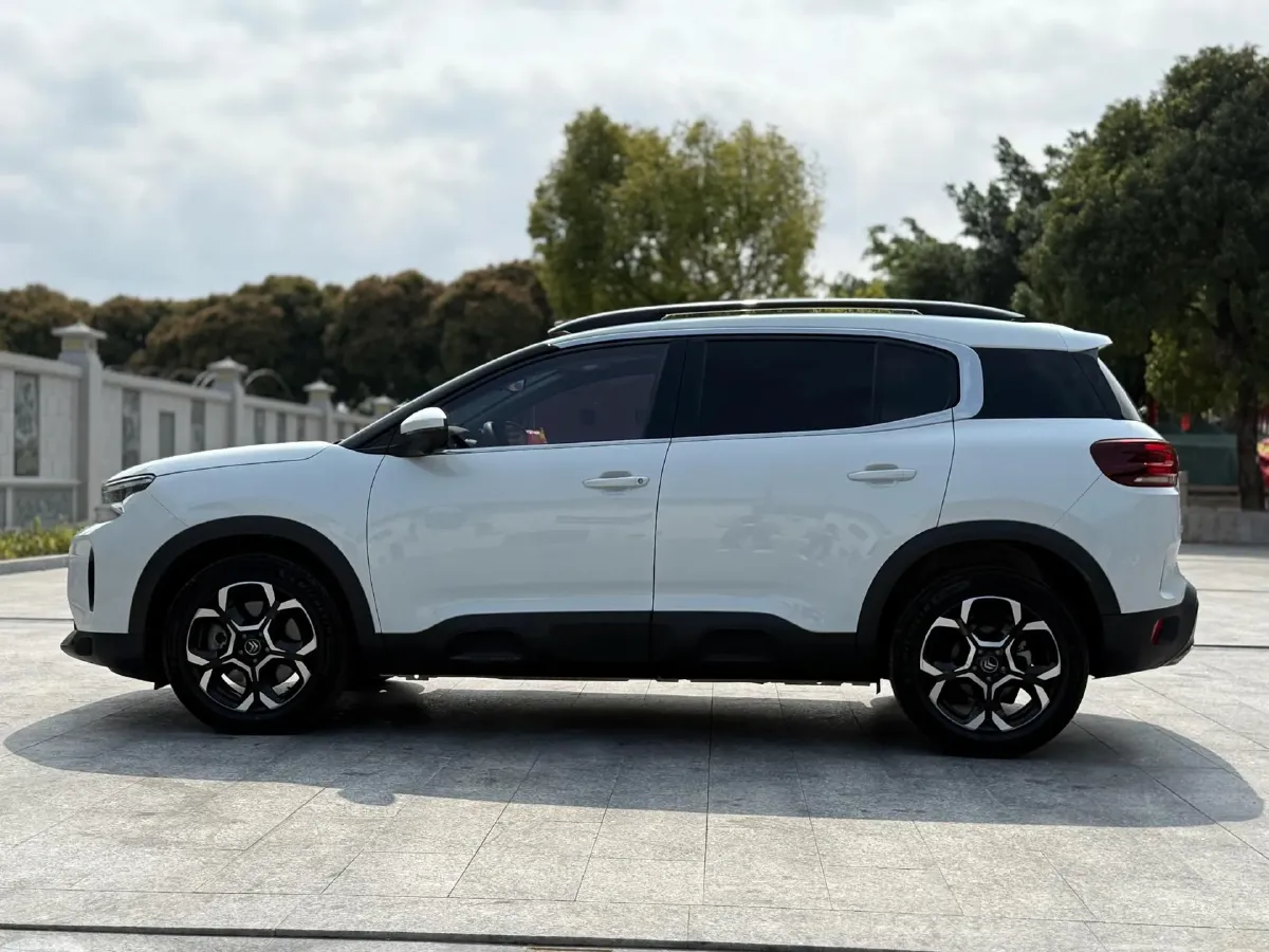 2022 Geely Monjaro 1.5T 150HP L3 3DHT Hybrid,autocango,china used car exporter,china ev exporter,chinese used car exporter,chinese used ev exporter