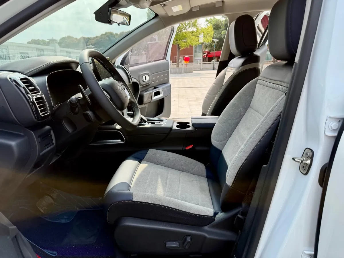 2022 Geely Monjaro 1.5T 150HP L3 3DHT Hybrid,autocango,china used car exporter,china ev exporter,chinese used car exporter,chinese used ev exporter