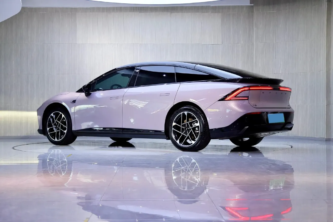 2024 Xpeng P7+ BEV 60.7KWH,autocango,china used car exporter,china ev exporter,chinese used car exporter,chinese used ev exporter