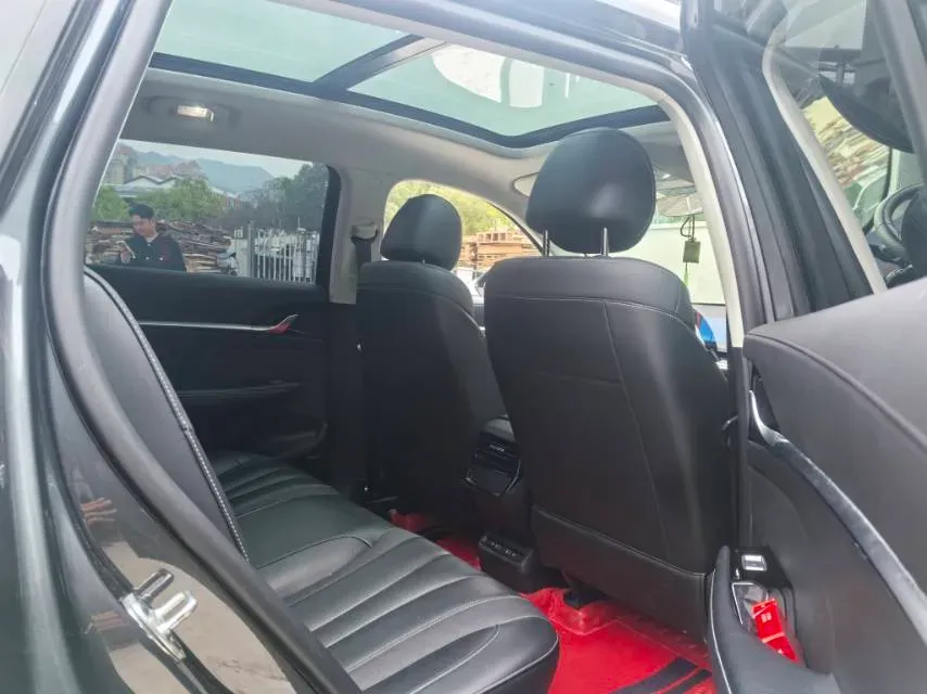 2022 Roewe RX5 MAX 1.5T 181HP L4 6AT,autocango,china used car exporter,china ev exporter,chinese used car exporter,chinese used ev exporter