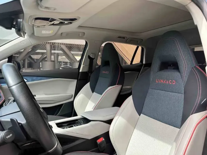 2020 LYNK&CO 06 1.5T 177HP L3 7DCT,autocango,china used car exporter,china ev exporter,chinese used car exporter,chinese used ev exporter