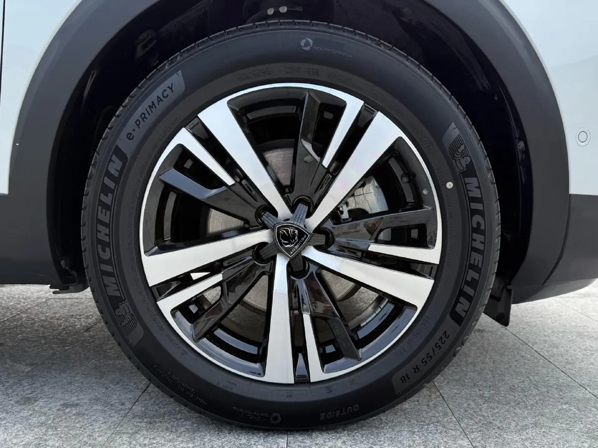 2023 Peugeot 4008 1.6T 170HP L4 8AT,autocango,china used car exporter,china ev exporter,chinese used car exporter,chinese used ev exporter