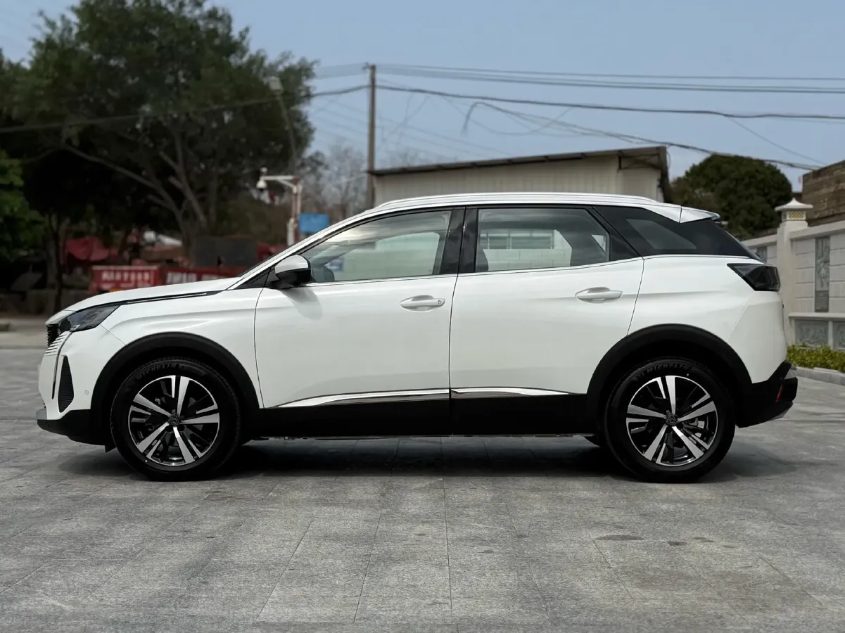 2023 Peugeot 4008 1.6T 170HP L4 8AT,autocango,china used car exporter,china ev exporter,chinese used car exporter,chinese used ev exporter