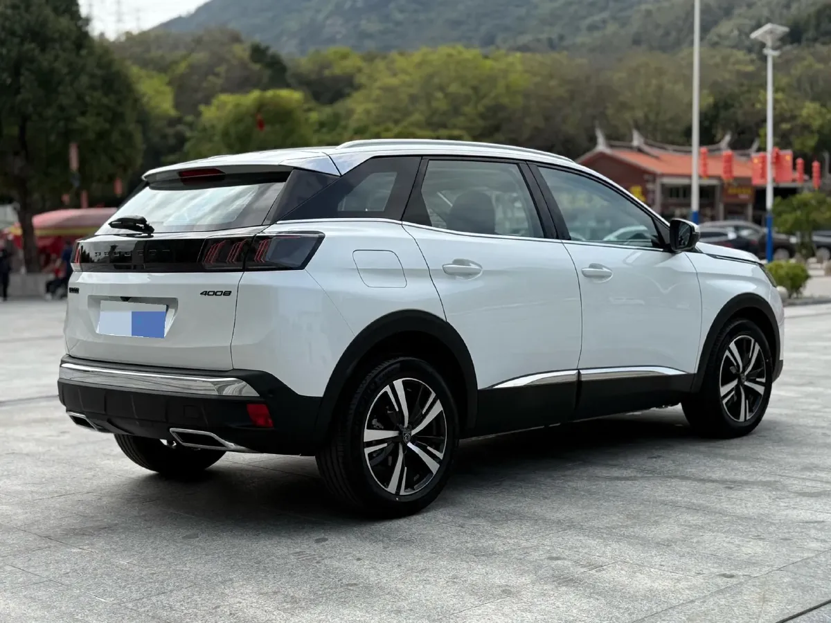 2023 Peugeot 4008 1.6T 170HP L4 8AT,autocango,china used car exporter,china ev exporter,chinese used car exporter,chinese used ev exporter