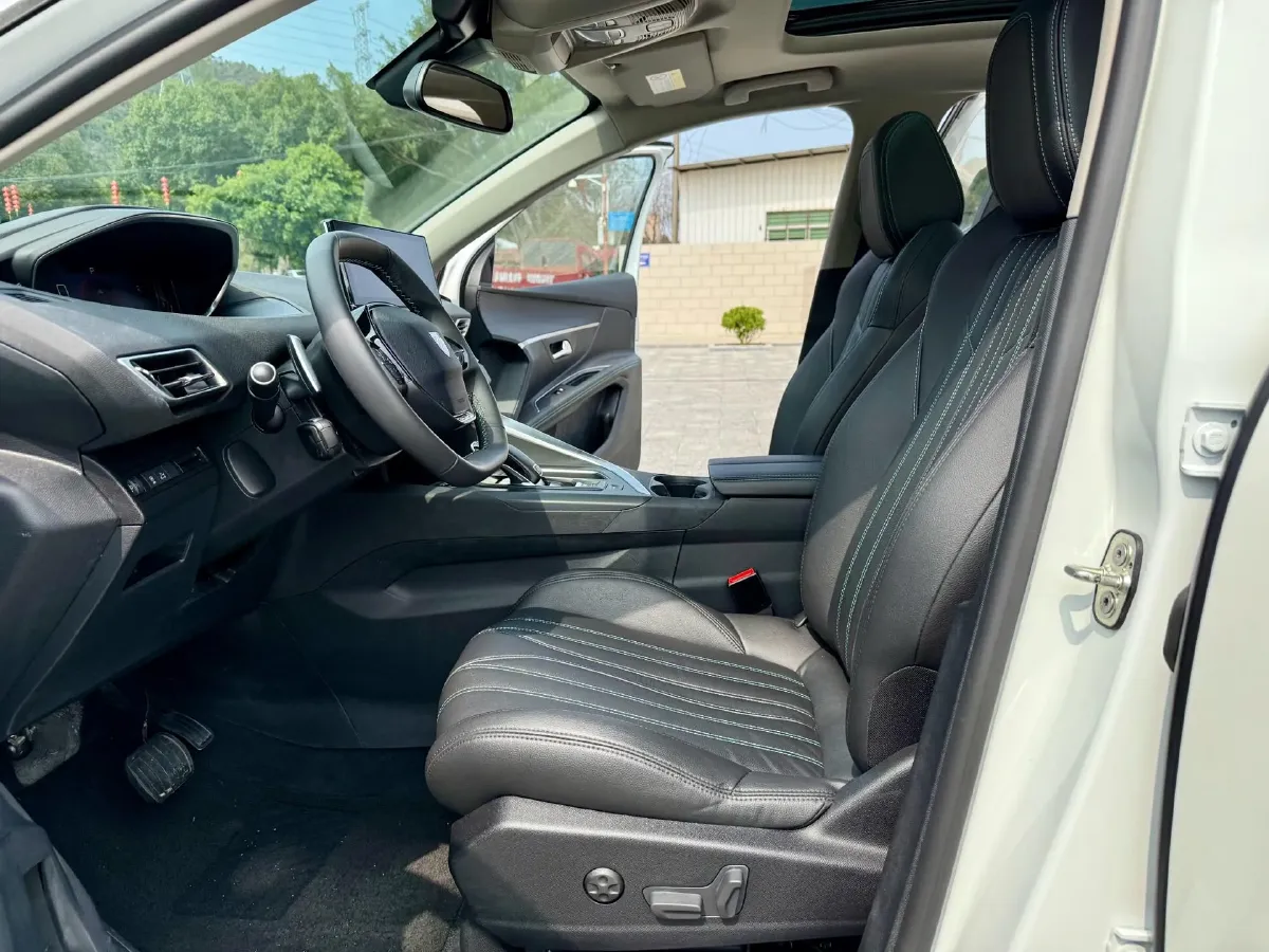 2023 Peugeot 4008 1.6T 170HP L4 8AT,autocango,china used car exporter,china ev exporter,chinese used car exporter,chinese used ev exporter