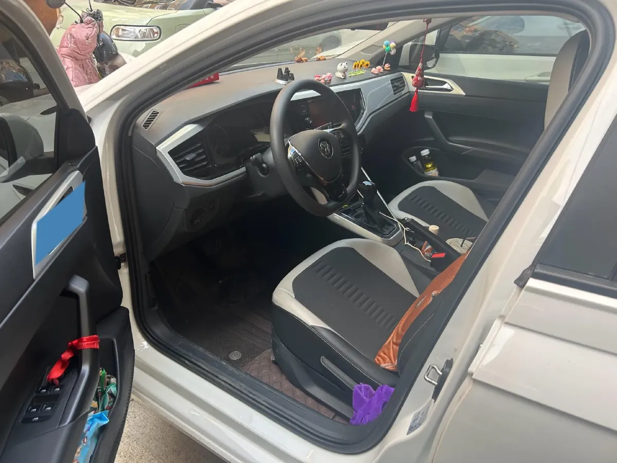 2019 Volkswagen Polo 1.5L 113HP L4 6AT,autocango,china used car exporter,china ev exporter,chinese used car exporter,chinese used ev exporter