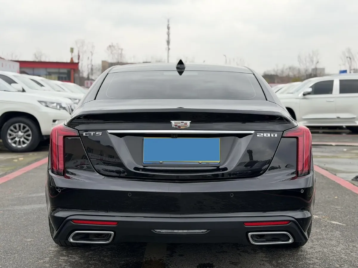 2024 Cadillac CT5 2.0T 237HP L4 10AT,autocango,china used car exporter,china ev exporter,chinese used car exporter,chinese used ev exporter