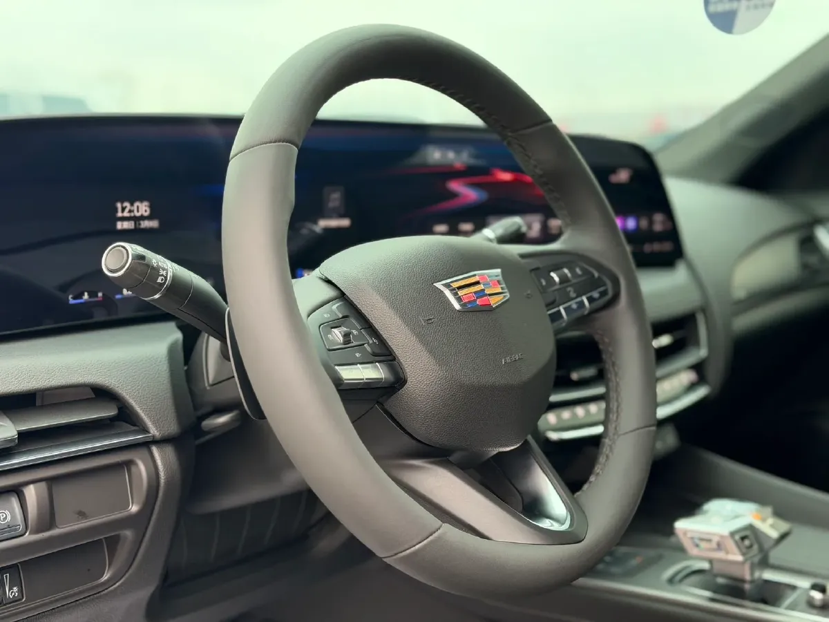 2024 Cadillac CT5 2.0T 237HP L4 10AT,autocango,china used car exporter,china ev exporter,chinese used car exporter,chinese used ev exporter