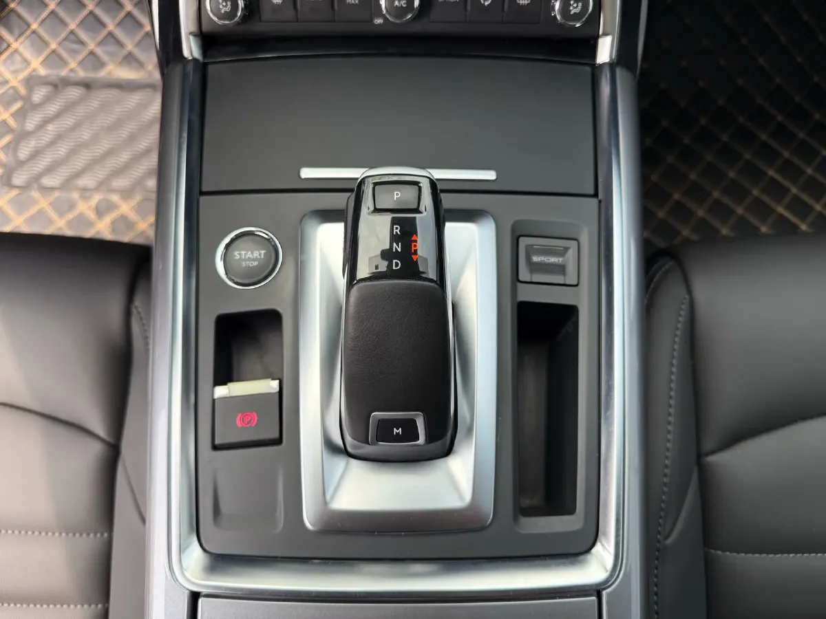 2021 Citroen C6 1.8T 211HP L4 8AT,autocango,china used car exporter,china ev exporter,chinese used car exporter,chinese used ev exporter