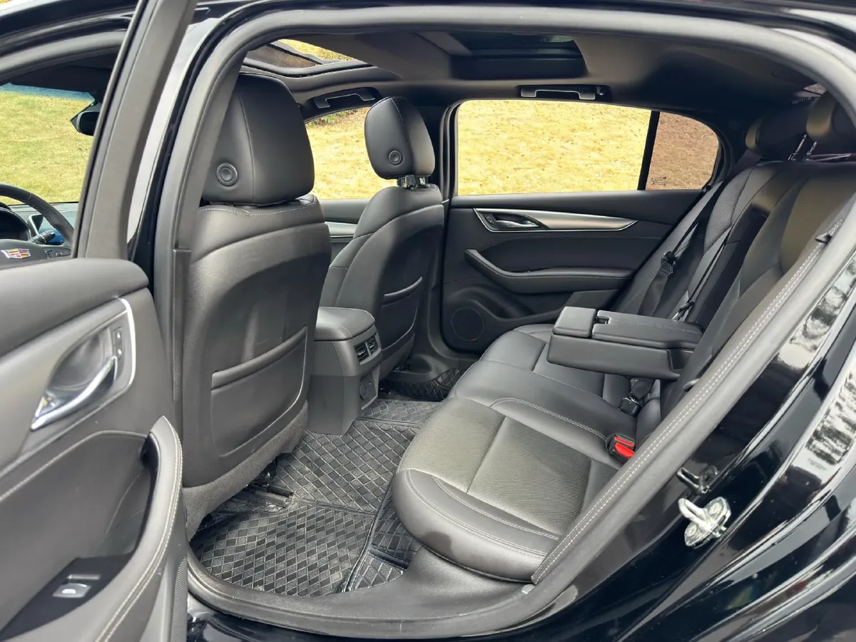 2022 Cadillac CT5 2.0T 237HP L4 10AT,autocango,china used car exporter,china ev exporter,chinese used car exporter,chinese used ev exporter