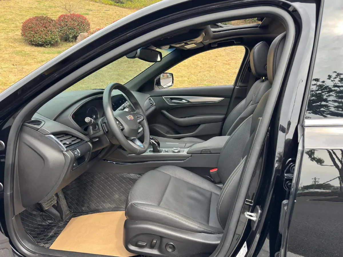 2022 Cadillac CT5 2.0T 237HP L4 10AT,autocango,china used car exporter,china ev exporter,chinese used car exporter,chinese used ev exporter