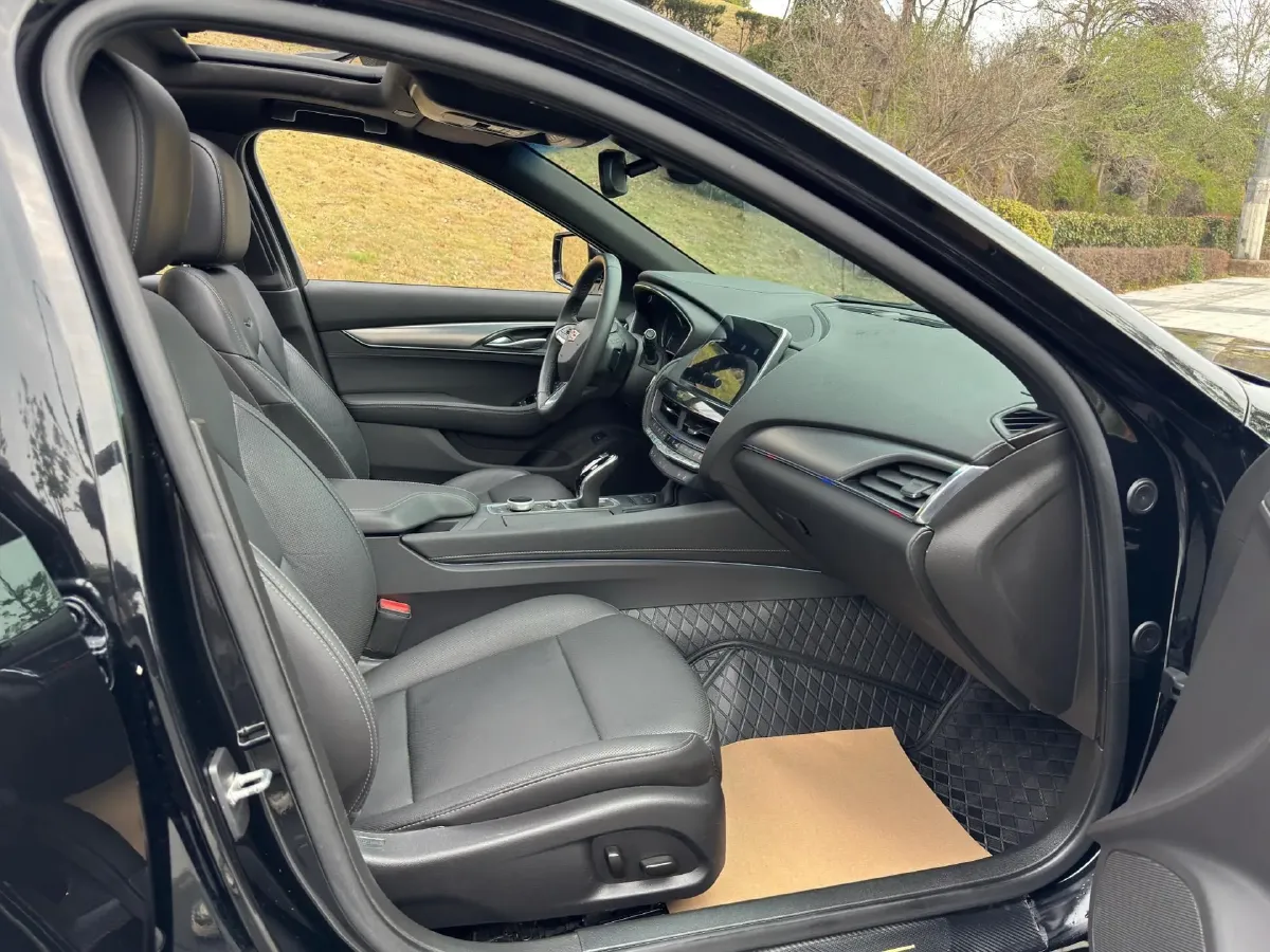 2022 Cadillac CT5 2.0T 237HP L4 10AT,autocango,china used car exporter,china ev exporter,chinese used car exporter,chinese used ev exporter