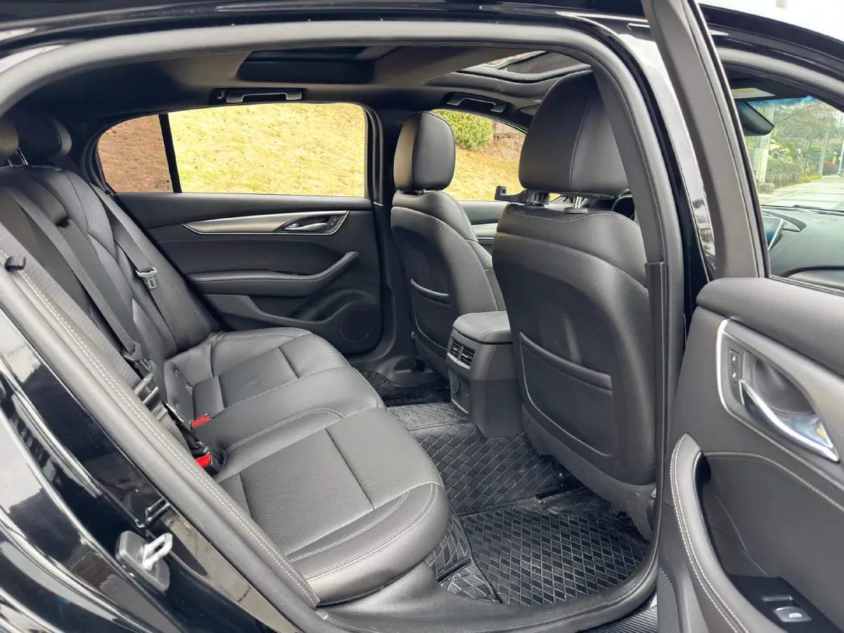 2022 Cadillac CT5 2.0T 237HP L4 10AT,autocango,china used car exporter,china ev exporter,chinese used car exporter,chinese used ev exporter