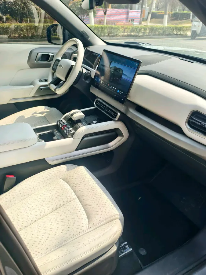 2025 FangChengBao Tai 3 BEV,autocango,china used car exporter,china ev exporter,chinese used car exporter,chinese used ev exporter