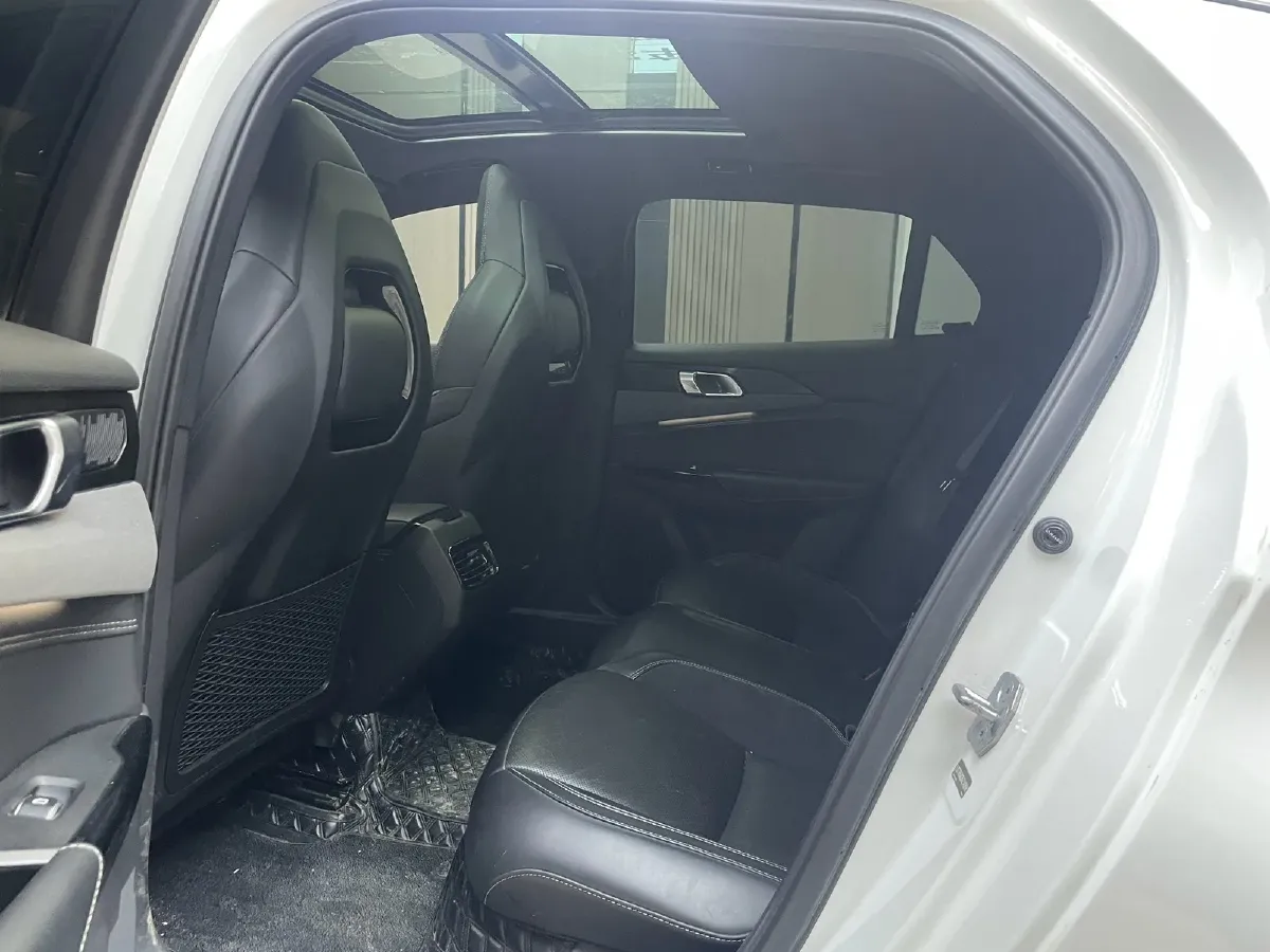 2022 LYNK&CO 03 2.0T 190HP L4 7DCT,autocango,china used car exporter,china ev exporter,chinese used car exporter,chinese used ev exporter