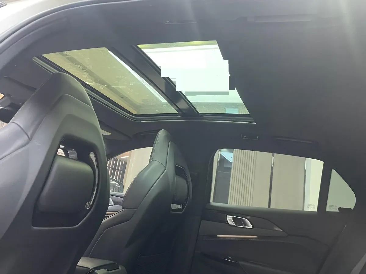 2022 LYNK&CO 03 2.0T 190HP L4 7DCT,autocango,china used car exporter,china ev exporter,chinese used car exporter,chinese used ev exporter