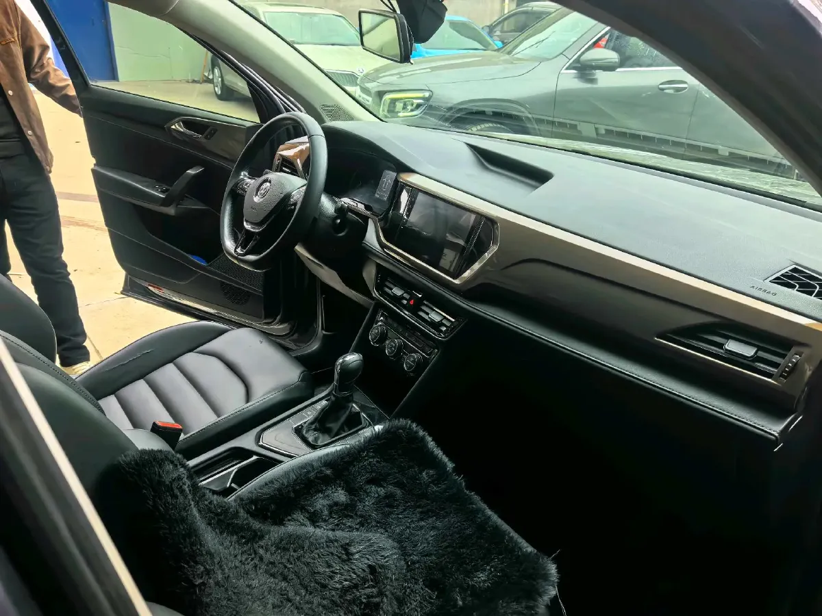 2020 Volkswagen Tharu 1.4T 150HP L4 7DCT,autocango,china used car exporter,china ev exporter,chinese used car exporter,chinese used ev exporter