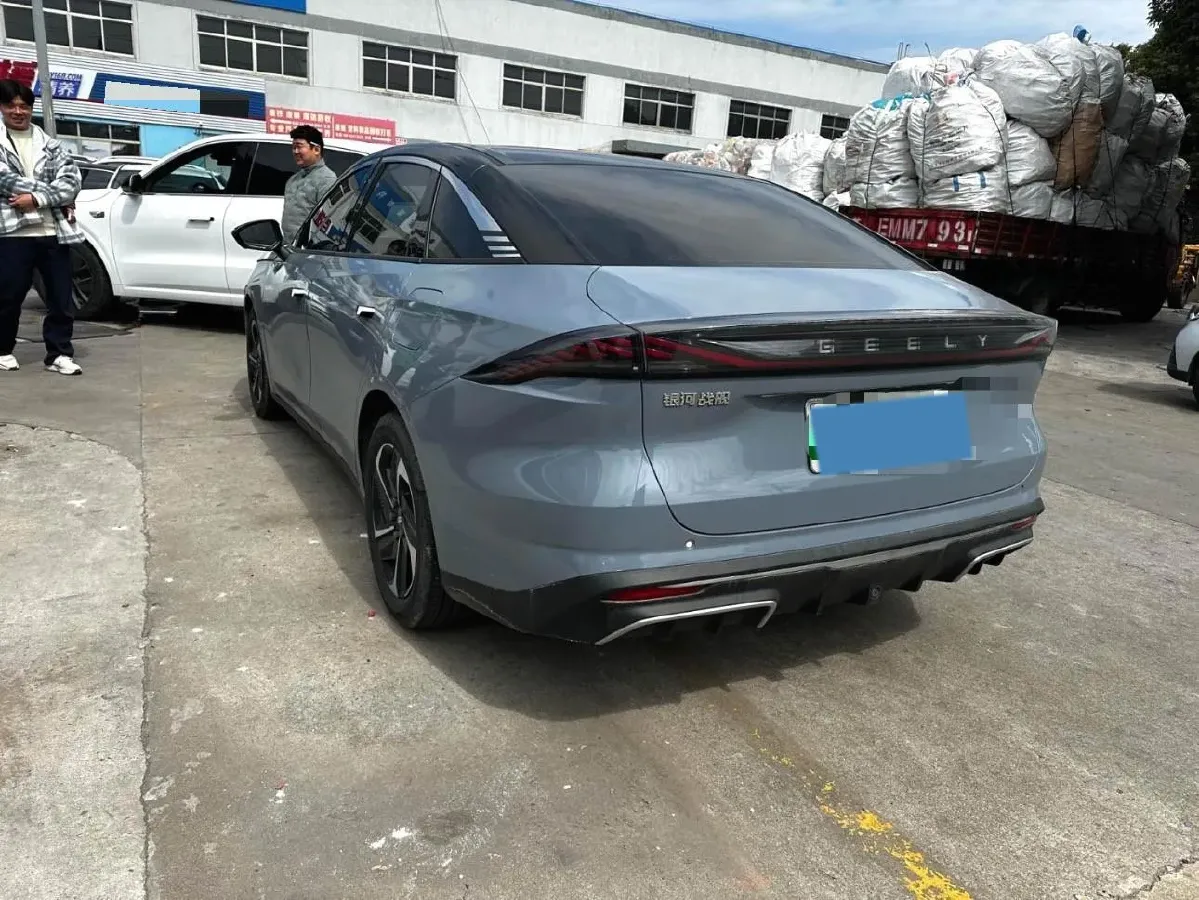 2024 Geely Galaxy L6 1.5T 163HP L4 3DHT PHEV,autocango,china used car exporter,china ev exporter,chinese used car exporter,chinese used ev exporter