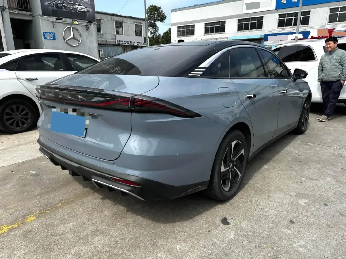 2024 Geely Galaxy L6 1.5T 163HP L4 3DHT PHEV,autocango,china used car exporter,china ev exporter,chinese used car exporter,chinese used ev exporter