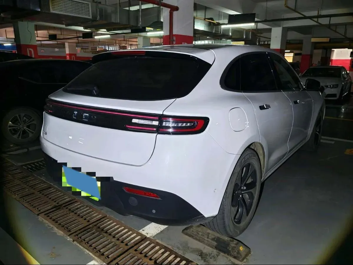 2022 JMC YuHu 7 2.0T 141HP L4 8AT,autocango,china used car exporter,china ev exporter,chinese used car exporter,chinese used ev exporter