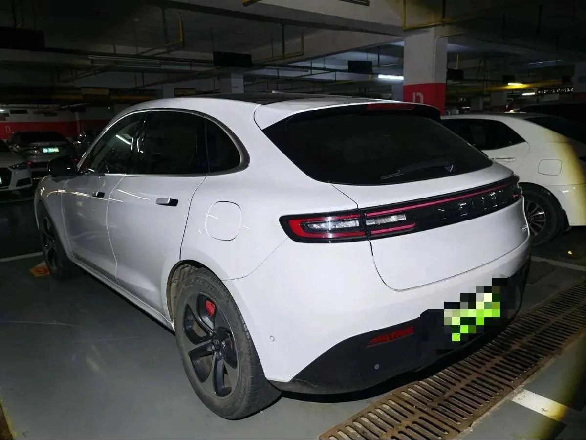 2022 JMC YuHu 7 2.0T 141HP L4 8AT,autocango,china used car exporter,china ev exporter,chinese used car exporter,chinese used ev exporter