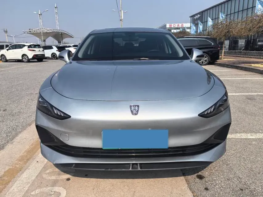 2023 Roewe D7 1.5L 112HP L4 1DHT PHEV 21.4KWH,autocango,china used car exporter,china ev exporter,chinese used car exporter,chinese used ev exporter