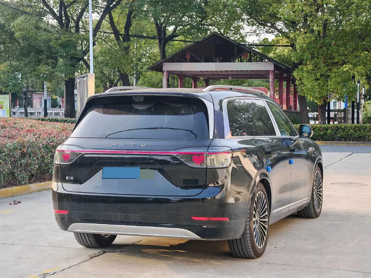 2025 AITO AITO M9 REEV 160HP REEV,autocango,china used car exporter,china ev exporter,chinese used car exporter,chinese used ev exporter