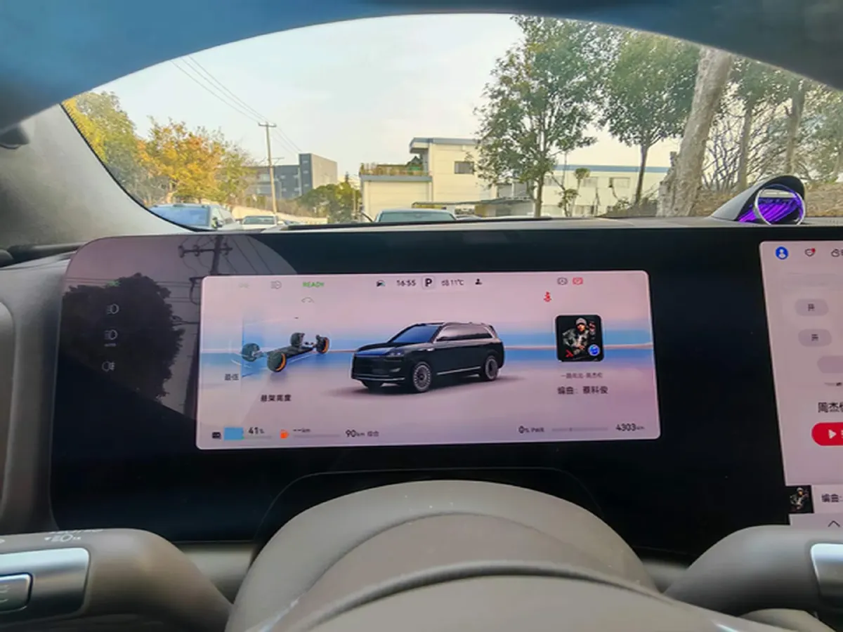 2025 AITO AITO M9 REEV 160HP REEV,autocango,china used car exporter,china ev exporter,chinese used car exporter,chinese used ev exporter