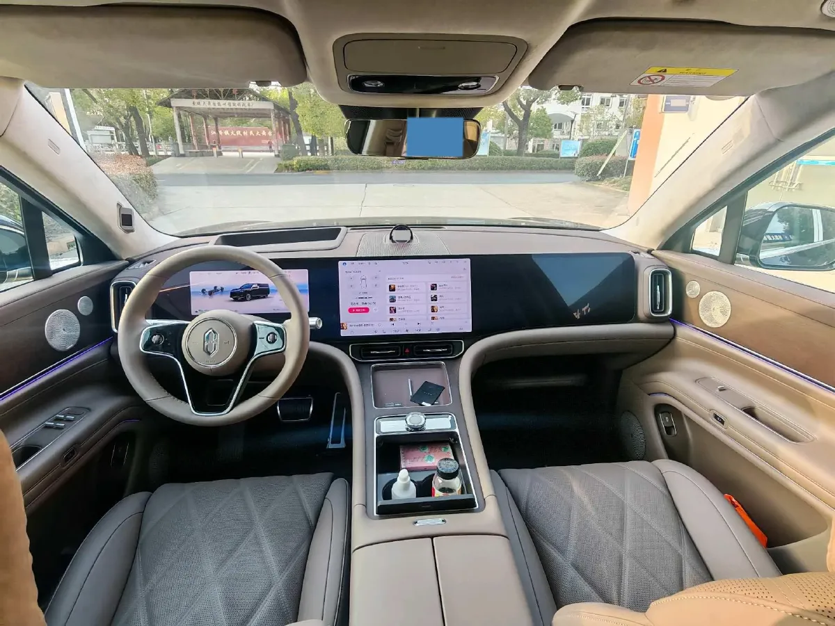 2025 AITO AITO M9 REEV 160HP REEV,autocango,china used car exporter,china ev exporter,chinese used car exporter,chinese used ev exporter