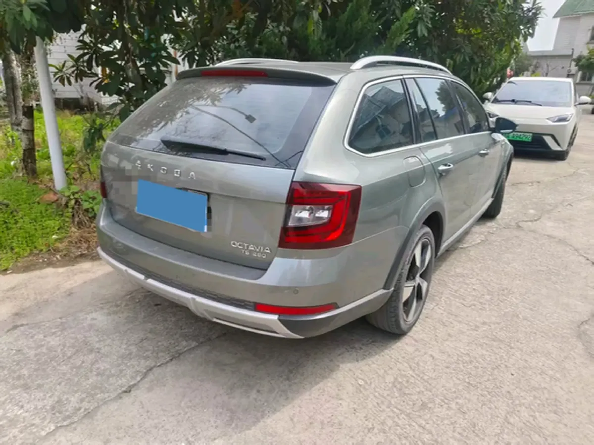 2018 Skoda Octavia 1.4T 150HP L4 7DCT,autocango,china used car exporter,china ev exporter,chinese used car exporter,chinese used ev exporter