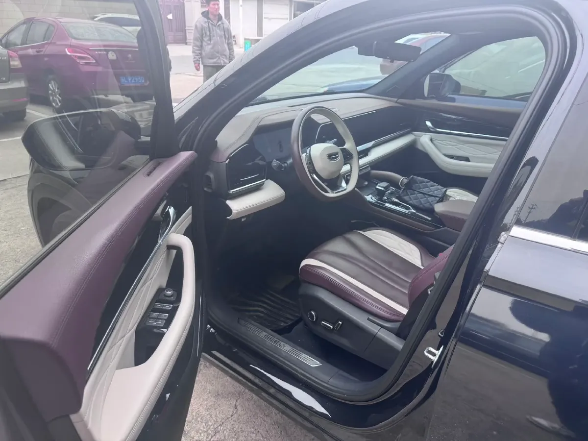 2021 Geely Monjaro 2.0T 218HP L4 7DCT,autocango,china used car exporter,china ev exporter,chinese used car exporter,chinese used ev exporter