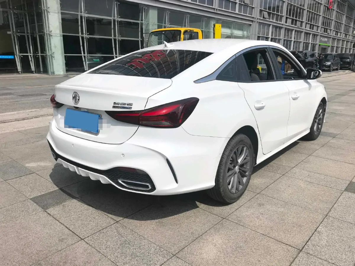 2025 MG 5 1.5L 129HP L4 CVT,autocango,china used car exporter,china ev exporter,chinese used car exporter,chinese used ev exporter