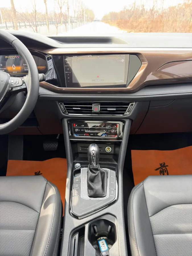 2022 Volkswagen Tharu 1.4T 150HP L4 7DCT,autocango,china used car exporter,china ev exporter,chinese used car exporter,chinese used ev exporter