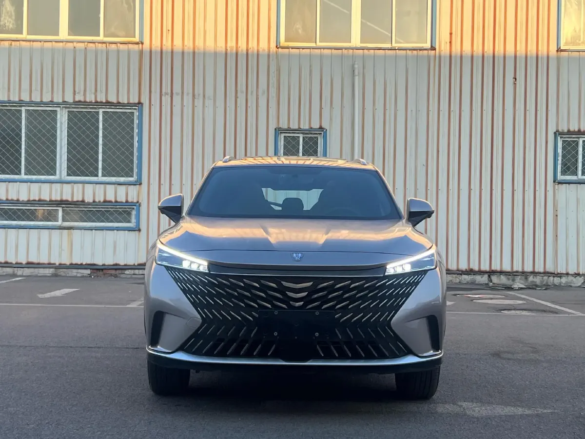 2022 ChangAn CS75 Plus 1.5T 178HP L4 6AT,autocango,china used car exporter,china ev exporter,chinese used car exporter,chinese used ev exporter