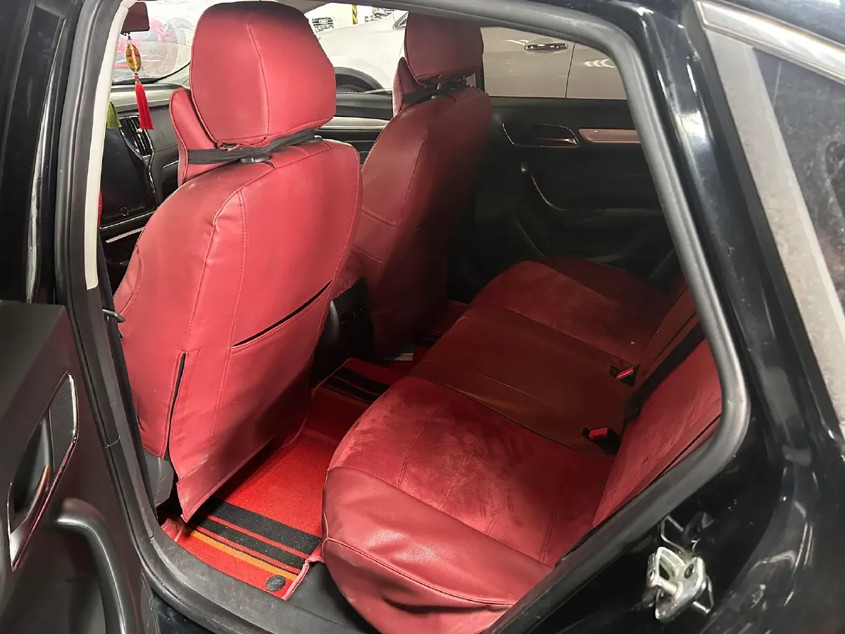 2017 Roewe i6 1.0T 125HP L3 2AT PHEV,autocango,china used car exporter,china ev exporter,chinese used car exporter,chinese used ev exporter