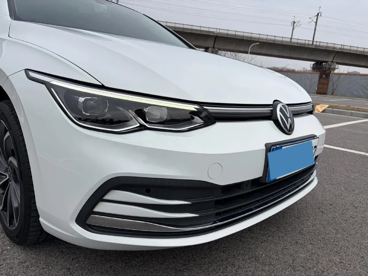 2023 Volkswagen Golf 1.2T 116HP L4 7DCT,autocango,china used car exporter,china ev exporter,chinese used car exporter,chinese used ev exporter