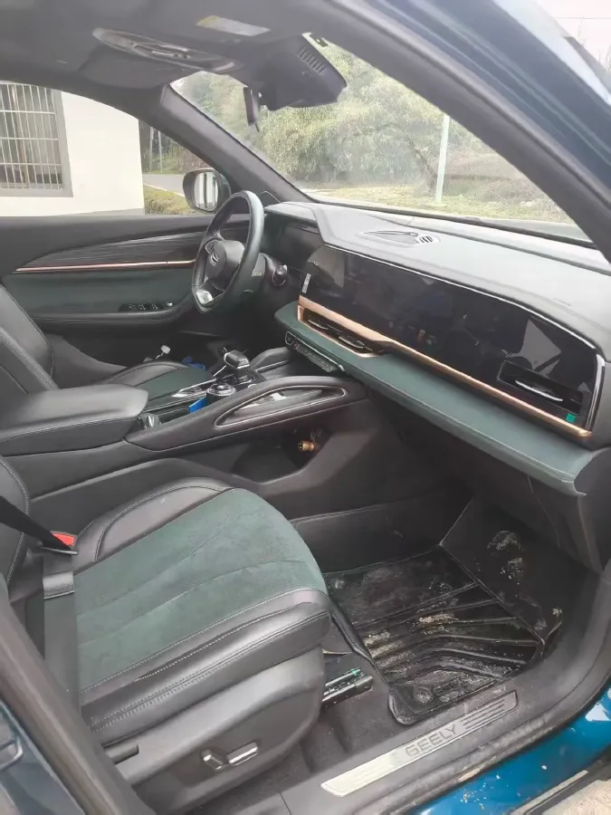 2021 Geely Monjaro 2.0T 218HP L4 7DCT,autocango,china used car exporter,china ev exporter,chinese used car exporter,chinese used ev exporter