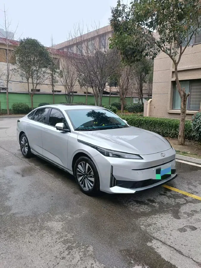 2024 ChangAn QiYuan A05 1.5L 110HP L4 E-CVT PHEV 9.07KWH,autocango,china used car exporter,china ev exporter,chinese used car exporter,chinese used ev exporter